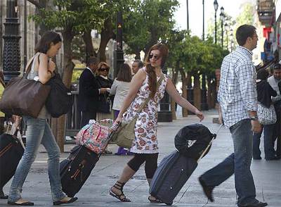 Andalucía cierra una Semana Santa que crece y esquiva los chaparrones