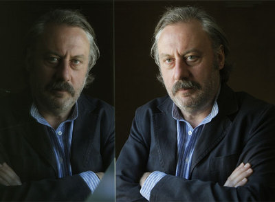 Julio Llamazares (Vegamián, León, 1955) publica el libro de poesía  Versos y ortigas. 