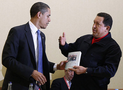 Chávez regala a Obama 'Las venas abiertas de América Latina'.