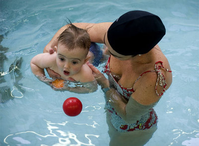 Los bebés tienen abundante grasa parda y en los adultos quedan restos en el cuello y la espalda.
