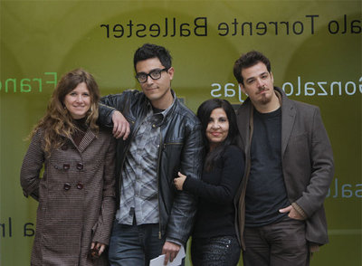 De izquierda a derecha, Andrea Jefatanovic, Tryno Maldonado, Giovanna Rivero y Juan Terranova.