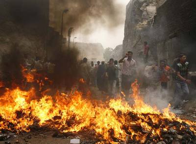 PROTESTAS VIOLENTAS EN EL CAIRO CONTRA LA MATANZA DE CERDOS