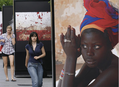 LOS DESVELOS DE UNA CREADORA CAMERUNESA