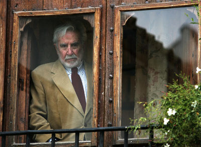 Carlos Castilla del Pino, en su casa de Castro del Río (Córdoba) en 2004.