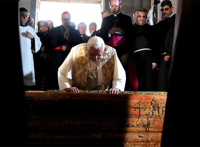 El Papa se despide de Tierra Santa