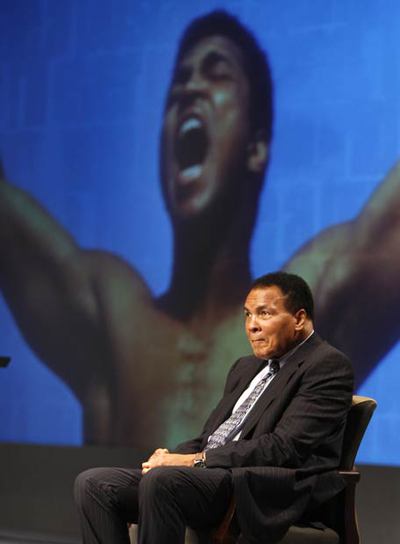 Ali, del 'ring' a la filantropía