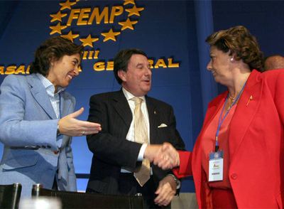 UNA REUNIÓN  TORMENTOSA