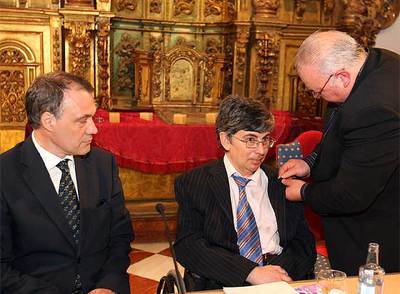 El PEN premia a Marcos Valcárcel, "voz da liberdade"