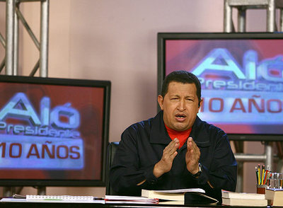 Hugo Chávez inicia el pasado jueves la emisión del programa especial de cuatro días de  Aló, presidente .