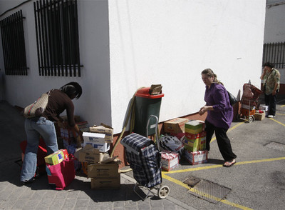 Reparto de comida solidario