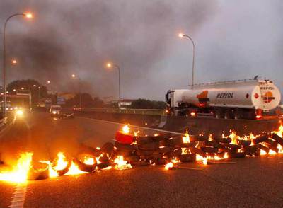 El metal vuelve a las barricadas e intenta paralizar Citroën