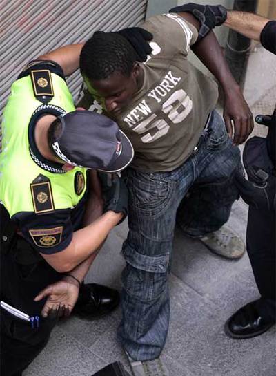 Acoso policial al top manta