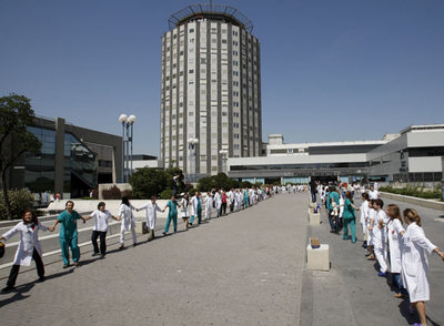 Protesta de pediatras frente a La Paz