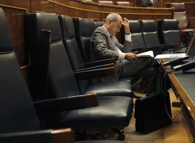 Manuel Chaves, en su escaño del Congreso, durante la sesión de control al Gobierno del miércoles.