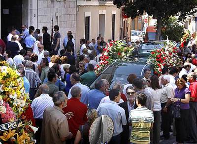 PATERNA DESPIDE AL EX ALCALDE BORRUEY