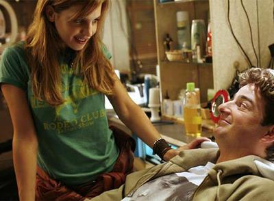 Sabrina Garciarena y Gorka Otxoa en un plano de   Pagafantas , película de   Borja Cobeaga. 