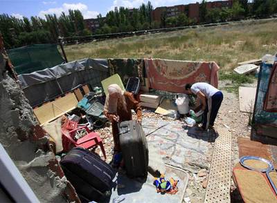 El miedo a un foco de islamistas radicales acelera el fin de la Cañada