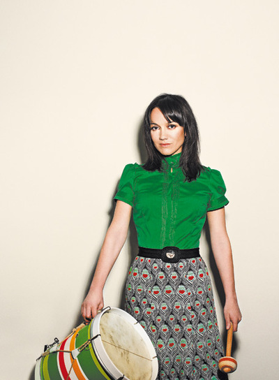 La Bien Querida, coleccionista de faldas