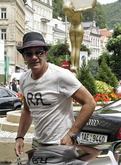 BANDERAS YA NO ROMPE CORAZONES