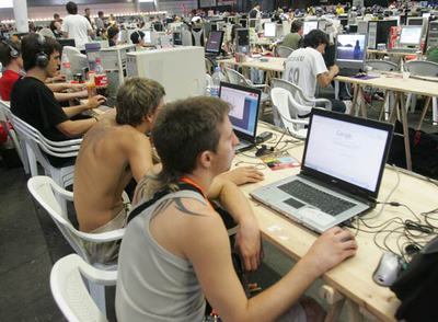 Participantes en una edición anterior del Euskal Encounter.