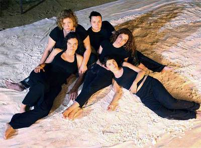 Las cinco actrices protagonistas de  Ilíada. 