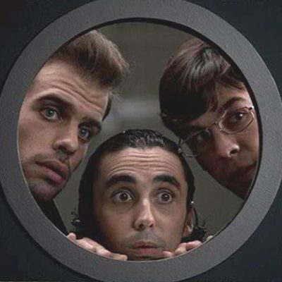 Un fotograma de  Fuga de cerebros. 