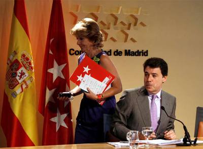 Esperanza Aguirre e Ignacio González, durante la rueda de prensa celebrada ayer.