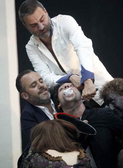 Una escena de  Tito Andrónico , del grupo Animalario.