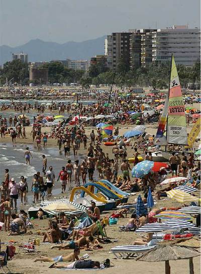 Agosto llena las playas