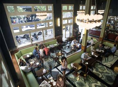 Interior del café-bar El Velódromo, en el Eixample de Barcelona desde 1933.