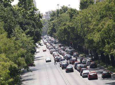 Atascados en mitad de la Castellana