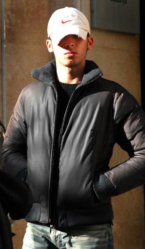 Edgar Mauriz G. imputado por el homicidio de Aurora Mancebo, a la salida de los juzgados en enero de 2007 en Tarragona.