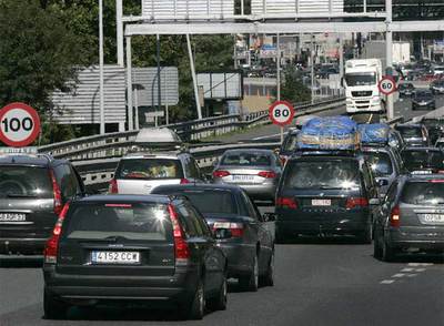 Tercer día de atascos en la frontera