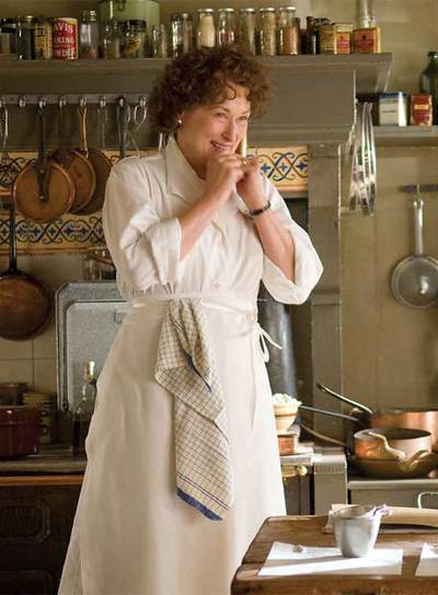 Meryl Streep, caracterizada como Julia Child, la cocinera protagonista de  Julie y Julia. 