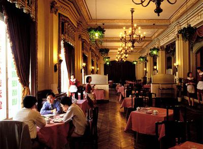 Uno de los salones del antiguo Cathay, ahora llamado hotel de la Paz, en Shanghai.