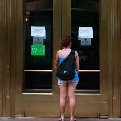 Biblioteca de Chicago cerrada el 17 de agosto por falta de dinero.
