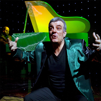 Santi Millán en la obra  Yo me subí a un piano , que se estrena en el Olympia.