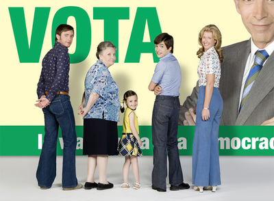 Antonio (Imanol Arias) descubre su vocación política en  Cuéntame. 