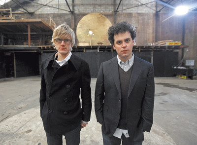  Jas Shaw y James Ford. Primates electrónicos. 