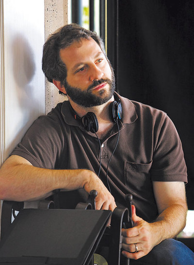  No hagan caso a la mirada melancólica: la cabeza de Judd Apatow es capaz de maquinar el humor más escatológico. 