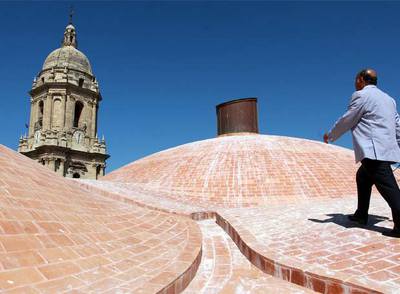 DOBLE CUBIERTA PARA LA CATEDRAL DE MÁLAGA