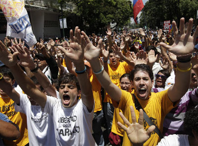 Masiva marcha por el derecho de protesta en Caracas