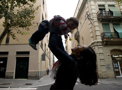 ATHENEA  PAGARÁ 400 EUROS AL MES POR UNA GUARDERÍA PRIVADA