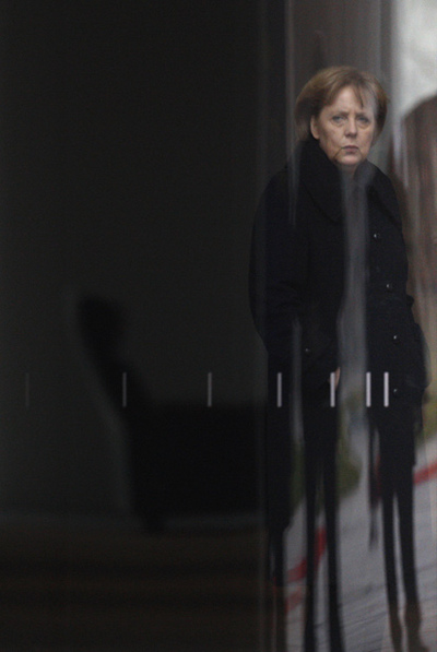 Con la imagen de Angela Merkel, el cartel de propaganda electoral incluye el eslogan: 