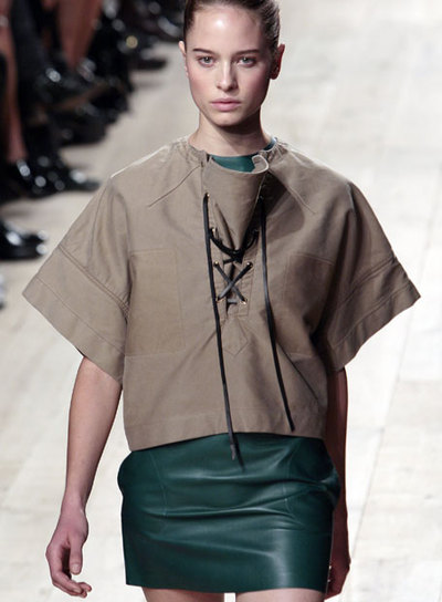 Modelo de Chloé, diseñado por Phoebe Philo.