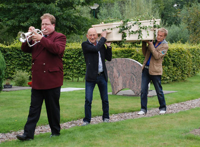 Una imagen de  The coffin,  que emite la cadena holandesa EO, idea de la productora Absolutely Independent.