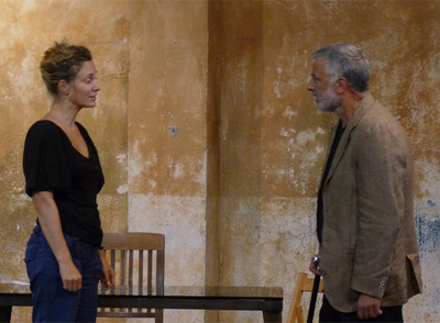 Sonia Almarcha y Adolfo Fernández, en una escena de  La charca inútil. 