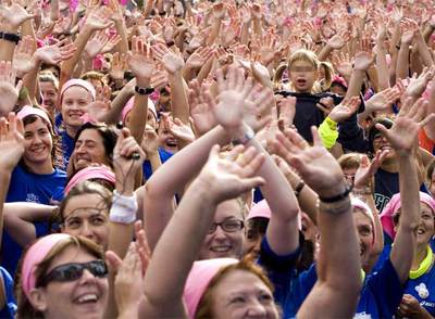 8.000 mujeres corren contra el cáncer de mama