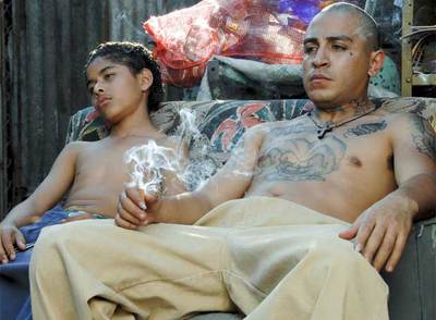 Un fotograma de la película  Sin nombre,  de Cary Fukinaga.