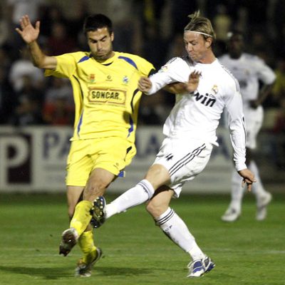 Guti, a la derecha, en el partido del martes ante el Alcorcón.